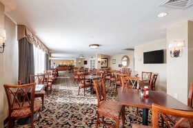 Clarion Collection Arlington Court Suites