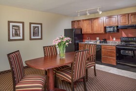 Clarion Collection Arlington Court Suites