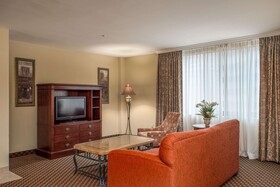 Clarion Collection Arlington Court Suites