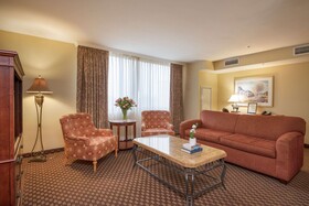 Clarion Collection Arlington Court Suites