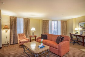 Clarion Collection Arlington Court Suites