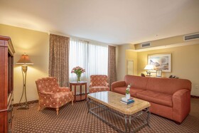 Clarion Collection Arlington Court Suites