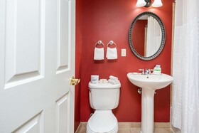 Clarion Collection Arlington Court Suites