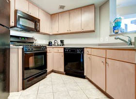 1401 Joyce at Pentagon Row
