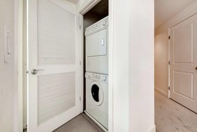 Global Luxury Suites at Crystal City