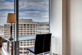 Global Luxury Suites at Crystal City