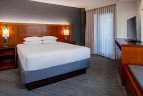 Hyatt Regency Crystal City at Reagan National Airport
