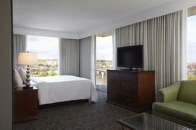 Marriott Key Bridge