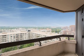 Oakwood Crystal City