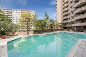 Oakwood Crystal City