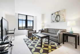 The Gramercy by Global Luxury Suites