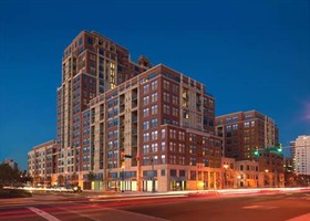 The Gramercy by Global Luxury Suites