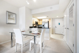 The Gramercy by Global Luxury Suites