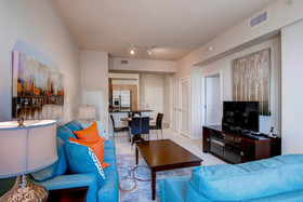 The Gramercy by Global Luxury Suites