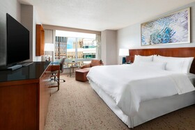 The Westin Arlington Gateway