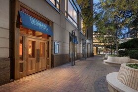 The Westin Arlington Gateway