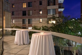 The Westin Arlington Gateway