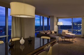 The Westin Arlington Gateway