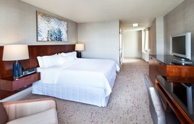 The Westin Arlington Gateway