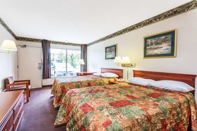 Days Inn by Wyndham Ashland