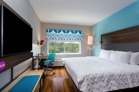 Tru by Hilton Ashland