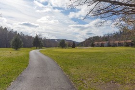 Stony Court At Bryce Mountain