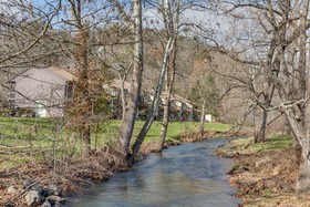 Stony Court At Bryce Mountain
