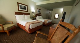 Peaks of Otter Lodge