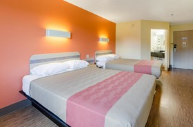 Motel 6 Bristol