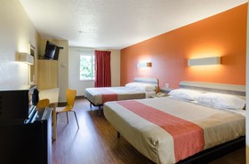 Motel 6 Bristol