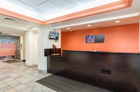 Motel 6 Bristol