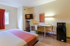 Motel 6 Bristol