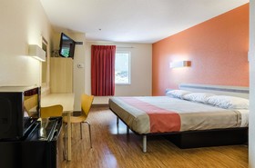 Motel 6 Bristol