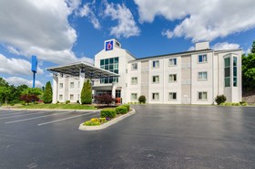Motel 6 Bristol