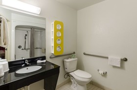 Motel 6 Bristol