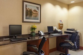 Wingate by Wyndham Chantilly / Dulles Airport