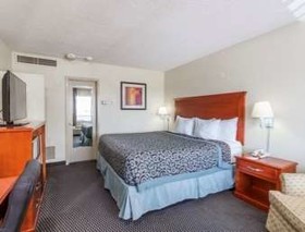 Days Inn by Wyndham Charlottesville/University Area
