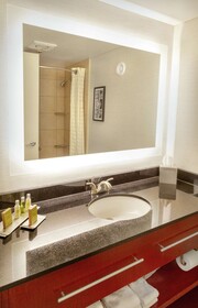 Doubletree Charlottesville