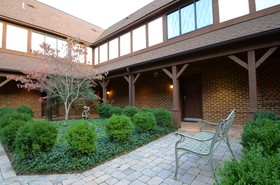 English Inn of Charlottesville