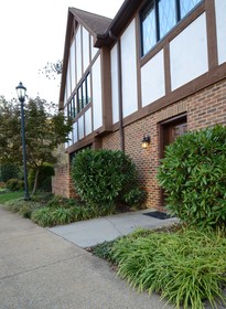 English Inn of Charlottesville
