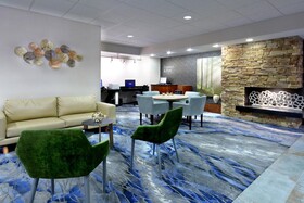 Fairfield Inn & Suites Charlottesville North
