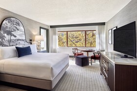 Omni Charlottesville Hotel
