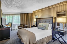 Omni Charlottesville Hotel