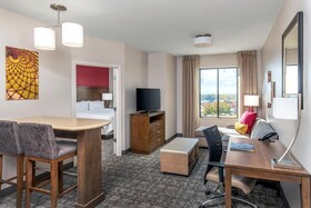 Staybridge Suites Charlottesville Airport