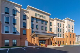Staybridge Suites Charlottesville Airport