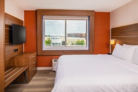 Holiday Inn Express Chesapeake
