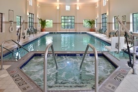Staybridge Suites Chesapeake - Virginia Beach