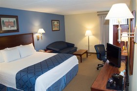 Studios and Suites 4 Less Western Branch