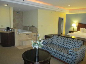 Studios and Suites 4 Less Western Branch