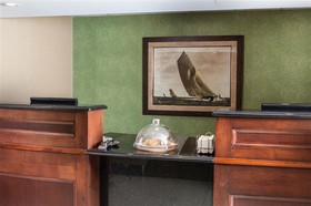 Studios and Suites 4 Less Western Branch